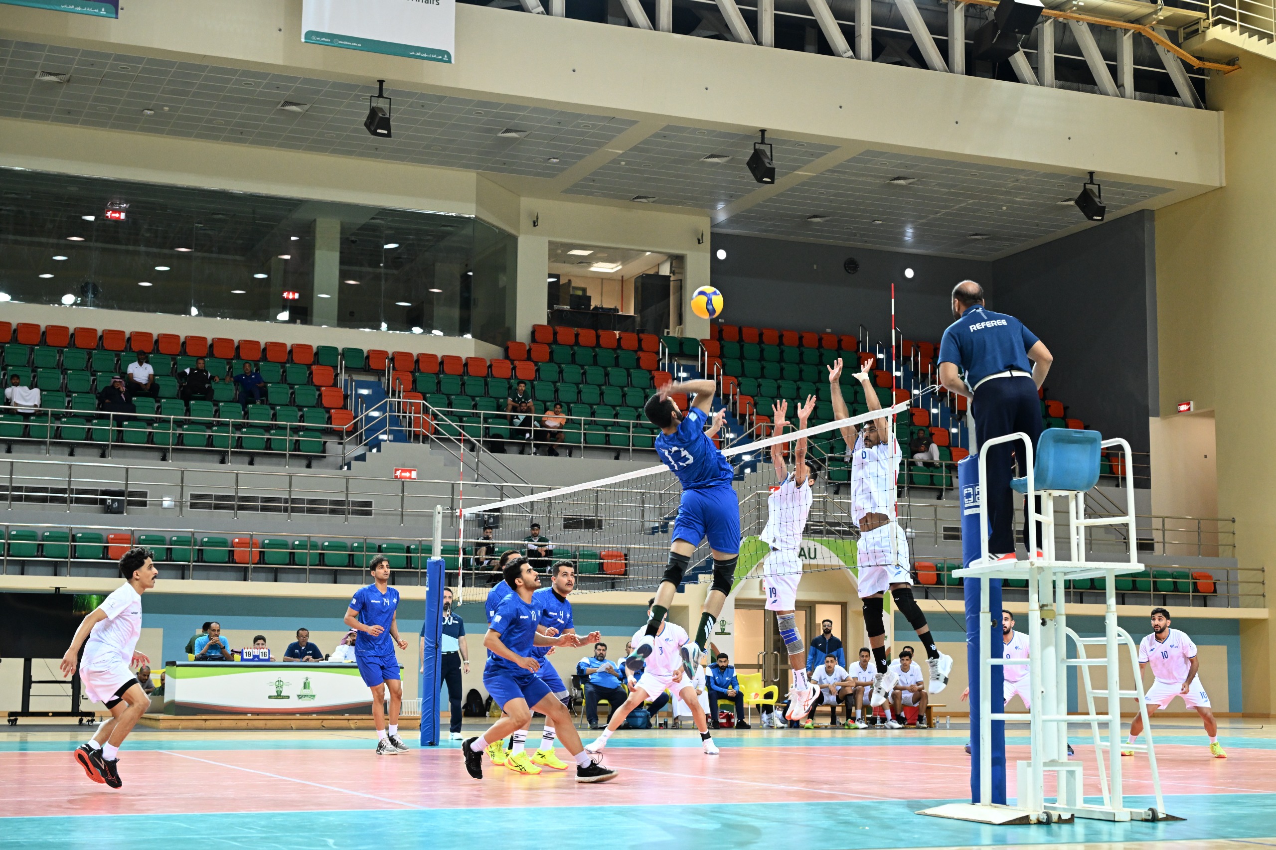 King Abdulaziz University Hosts National University Volleyball Championship with Eight Universities Participating